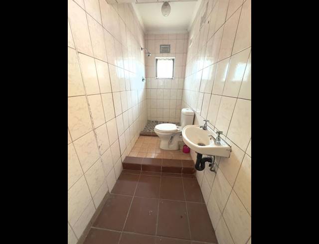 4 BEDROOM HOUSE FOR SALE IN AVOCA